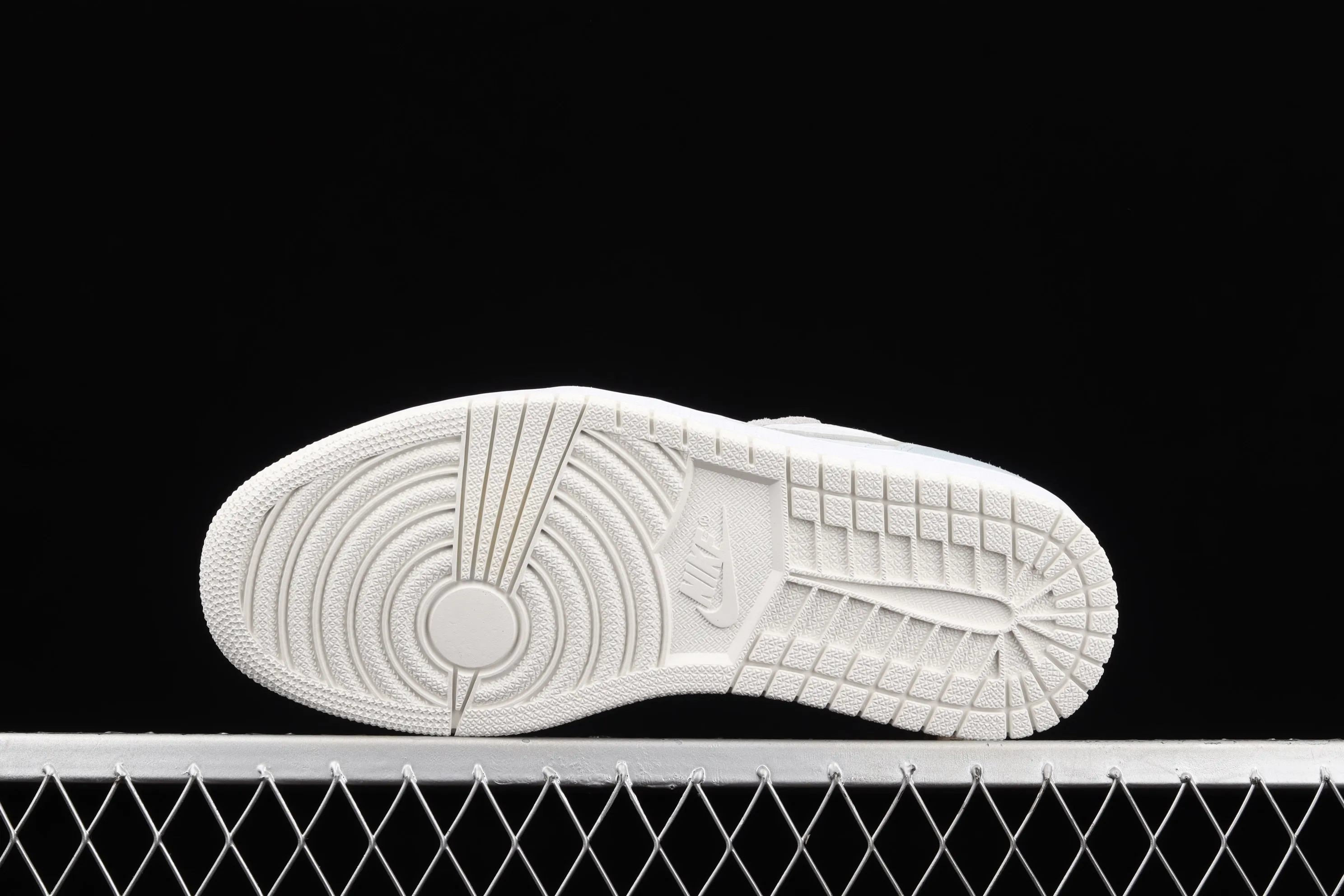 All categories Air Jordan Jordan series basketball shoes Air Jordan 1 Low X version Air Jordan 1 Low AJ1 Joe 1 low-top cultural and leisure sports sneakers CV3043-100